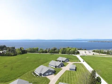 4 Village Court Grand Isle VT 05458