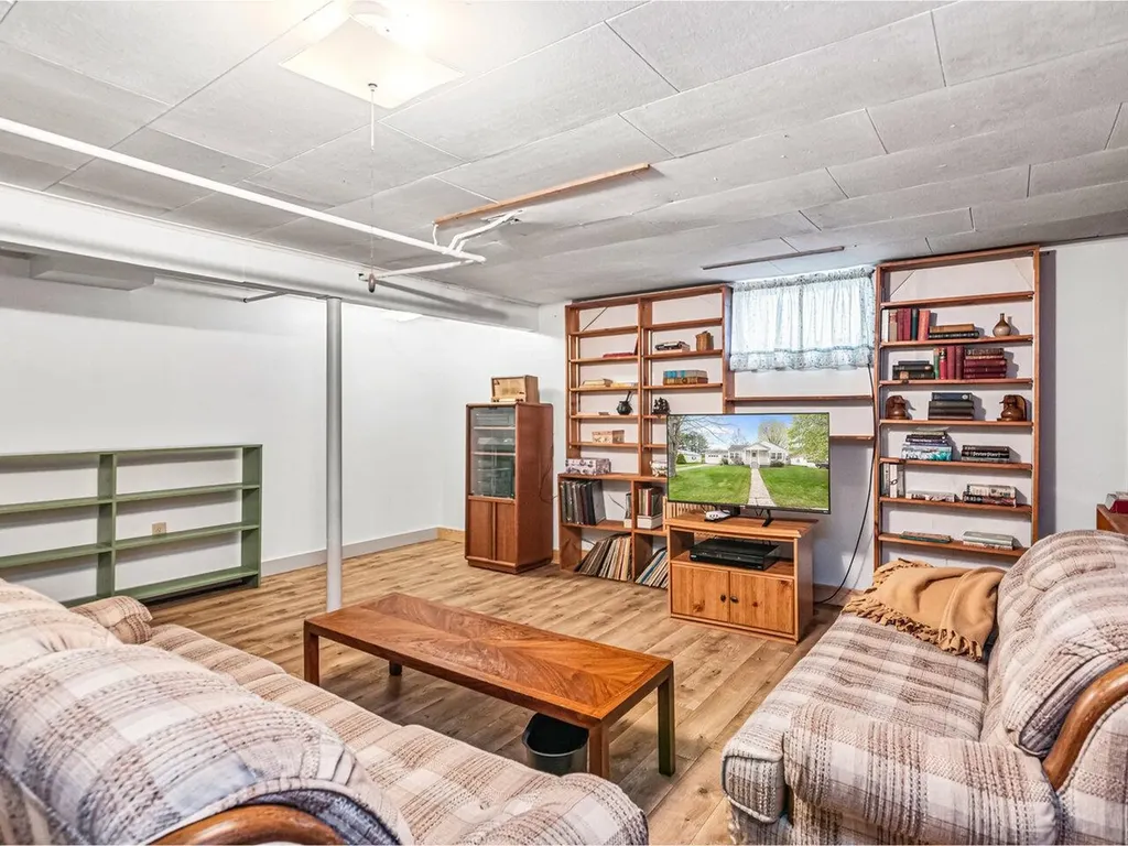 49 Oakland Terrace Burlington VT 05408