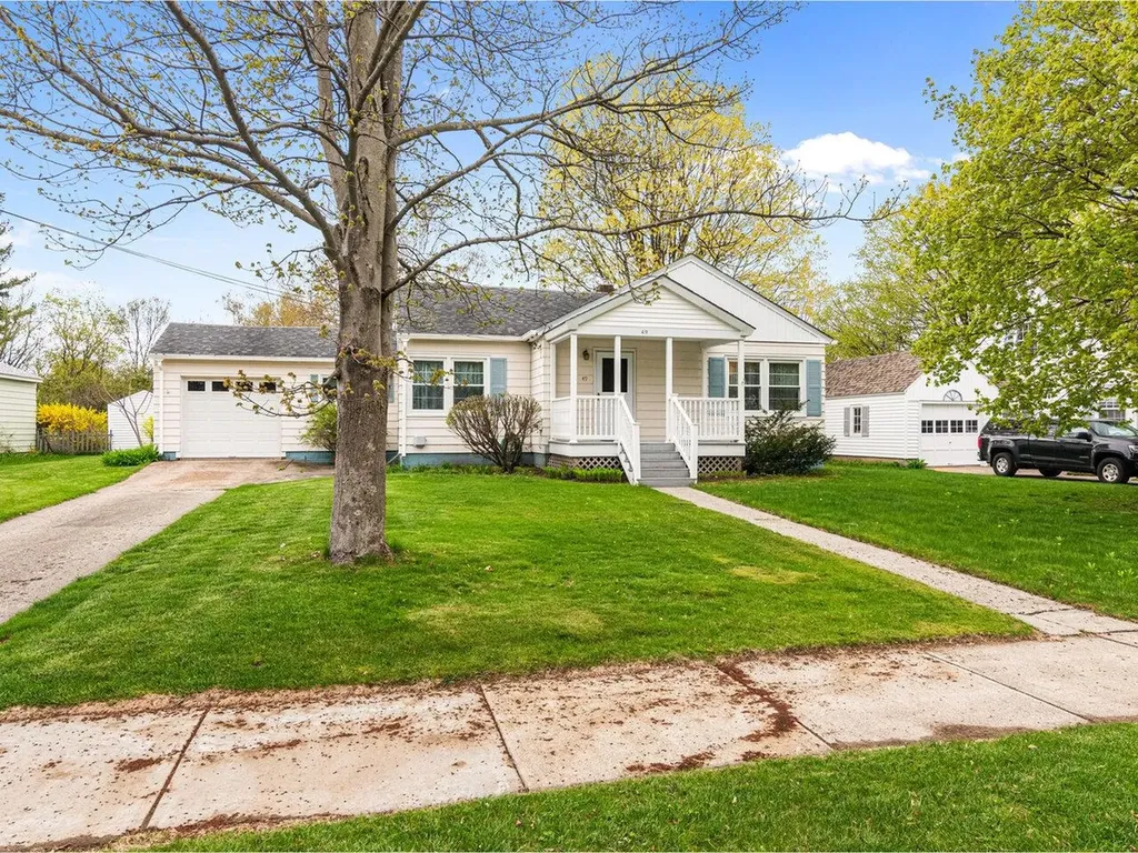 49 Oakland Terrace Burlington VT 05408