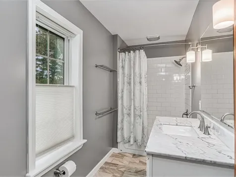 49 Oakland Terrace Burlington VT 05408