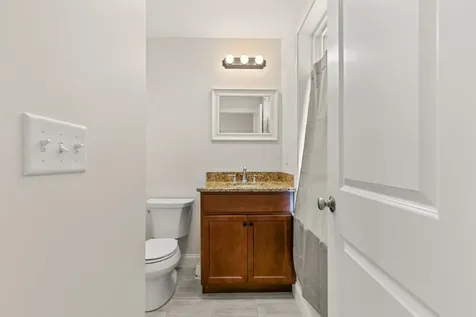 3b Annika Lee Drive Epping NH 03042