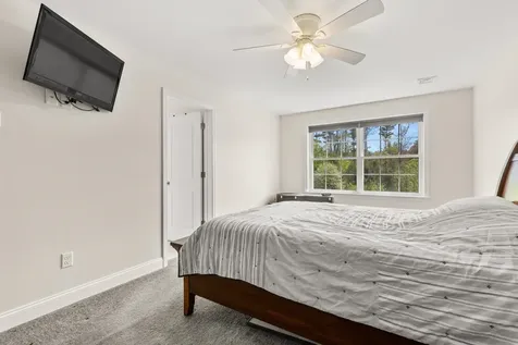 3b Annika Lee Drive Epping NH 03042