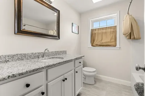 3b Annika Lee Drive Epping NH 03042