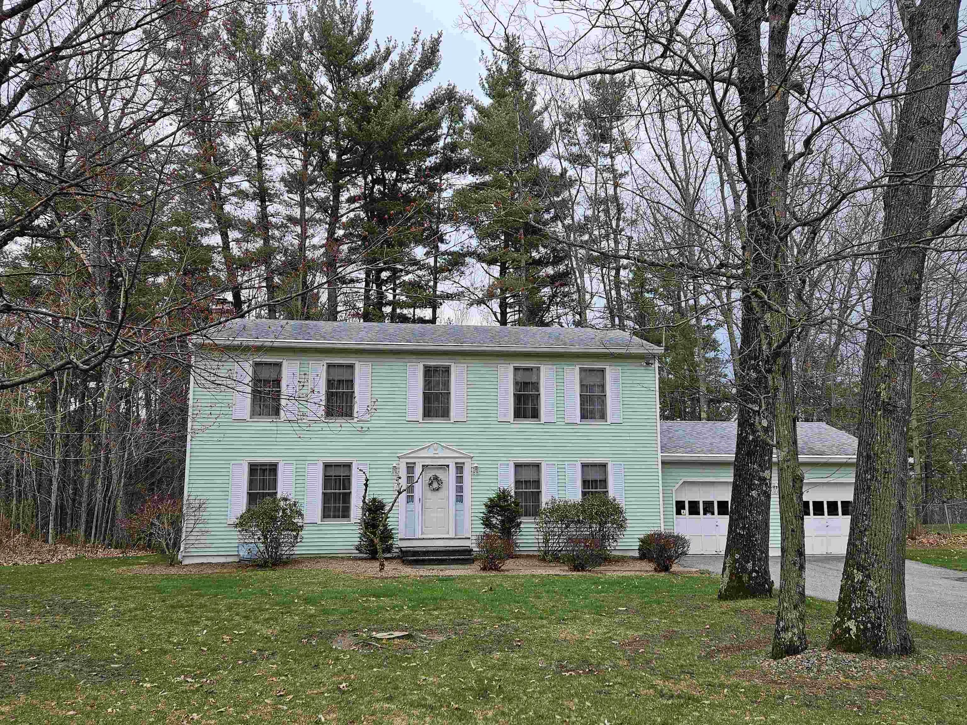 51 Forest Road Essex VT 05452