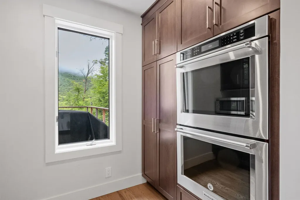 156 Black Mountain Road Lincoln NH 03251