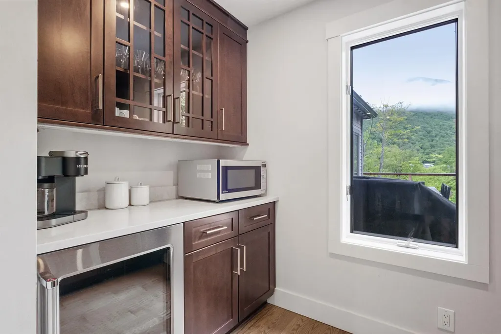 156 Black Mountain Road Lincoln NH 03251