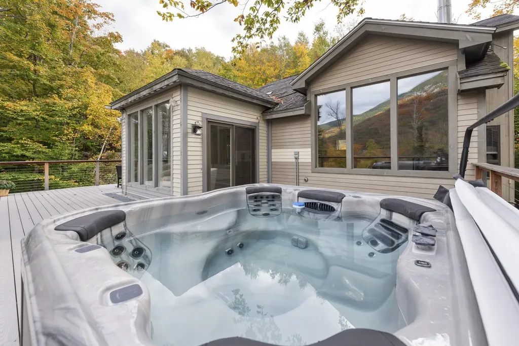 156 Black Mountain Road Lincoln NH 03251