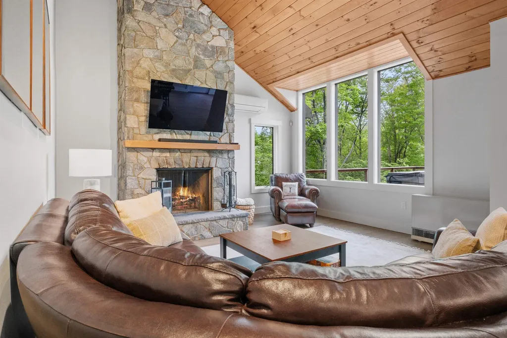 156 Black Mountain Road Lincoln NH 03251