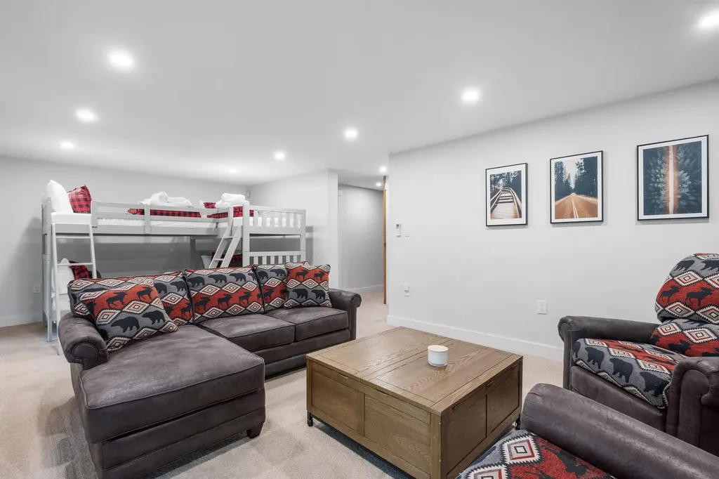 156 Black Mountain Road Lincoln NH 03251