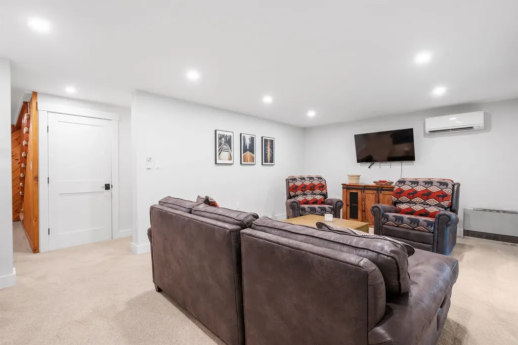 156 Black Mountain Road Lincoln NH 03251