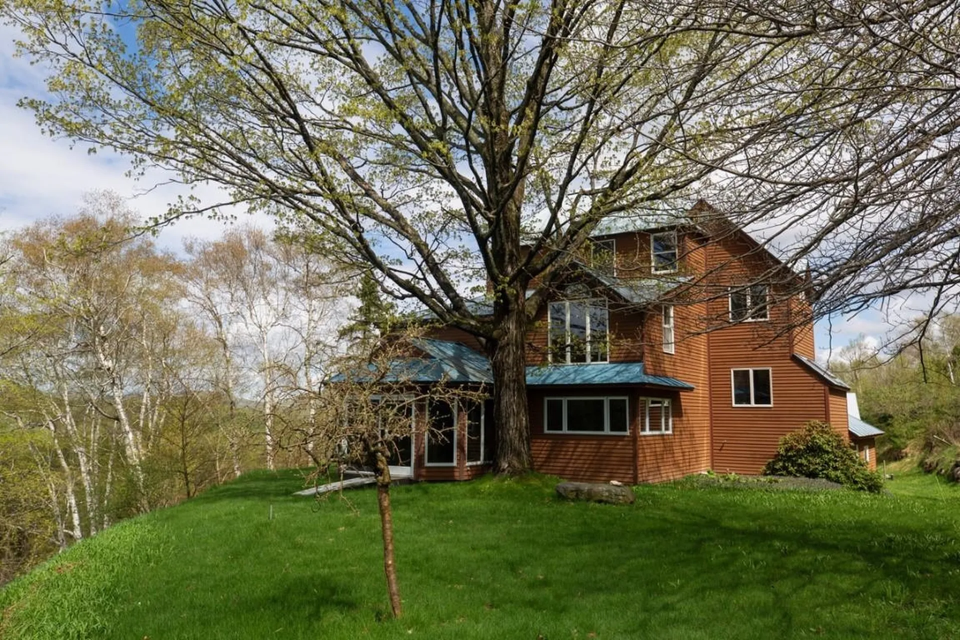 1605 Kingdom Road Vershire VT 05079