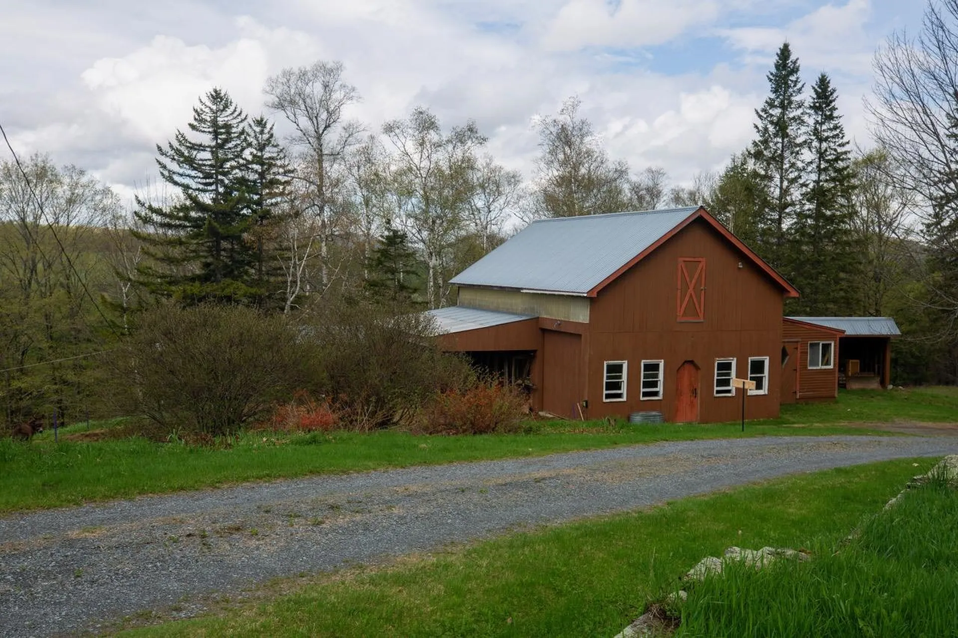 1605 Kingdom Road Vershire VT 05079