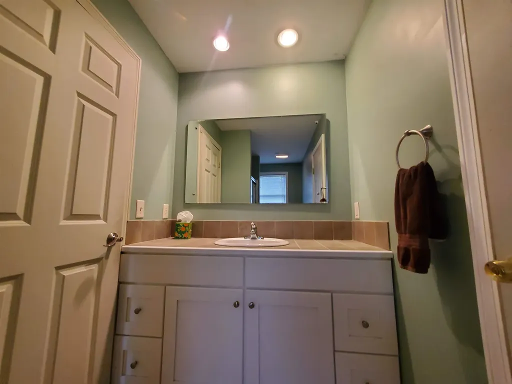 88 Roberts Road Canaan NH 03741