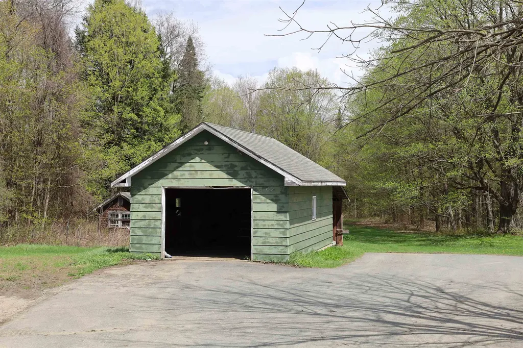 322 Coffin Road St. Johnsbury VT 05819