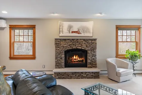 166 Appletree Point Road Burlington VT 05408