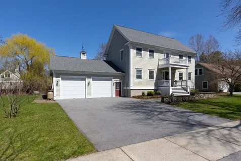 166 Appletree Point Road Burlington VT 05408