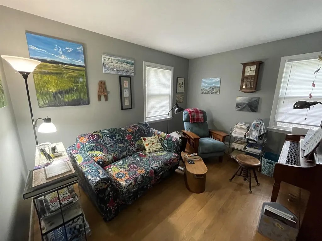 11 Maple Street Brattleboro VT 05350