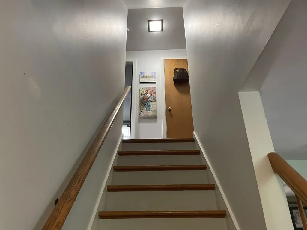 11 Maple Street Brattleboro VT 05350