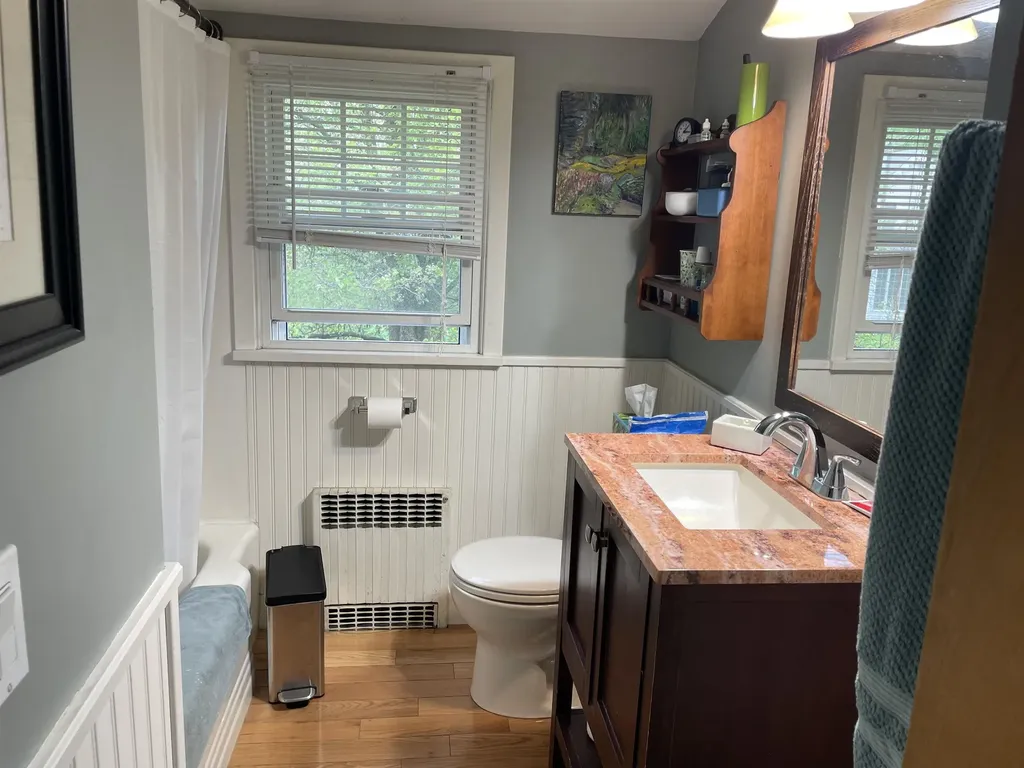 11 Maple Street Brattleboro VT 05350