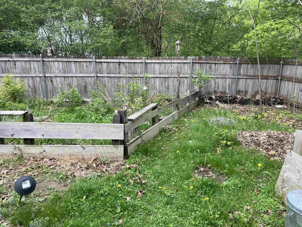 11 Maple Street Brattleboro VT 05350