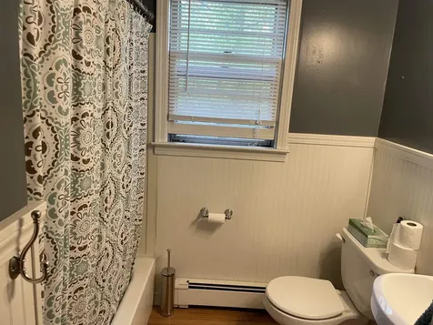 11 Maple Street Brattleboro VT 05350