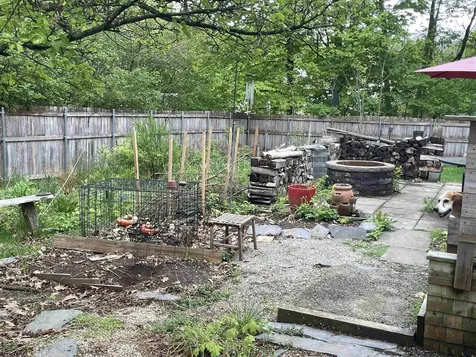 11 Maple Street Brattleboro VT 05350