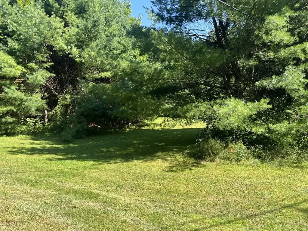 4 Plaisted Road Campton NH 03223