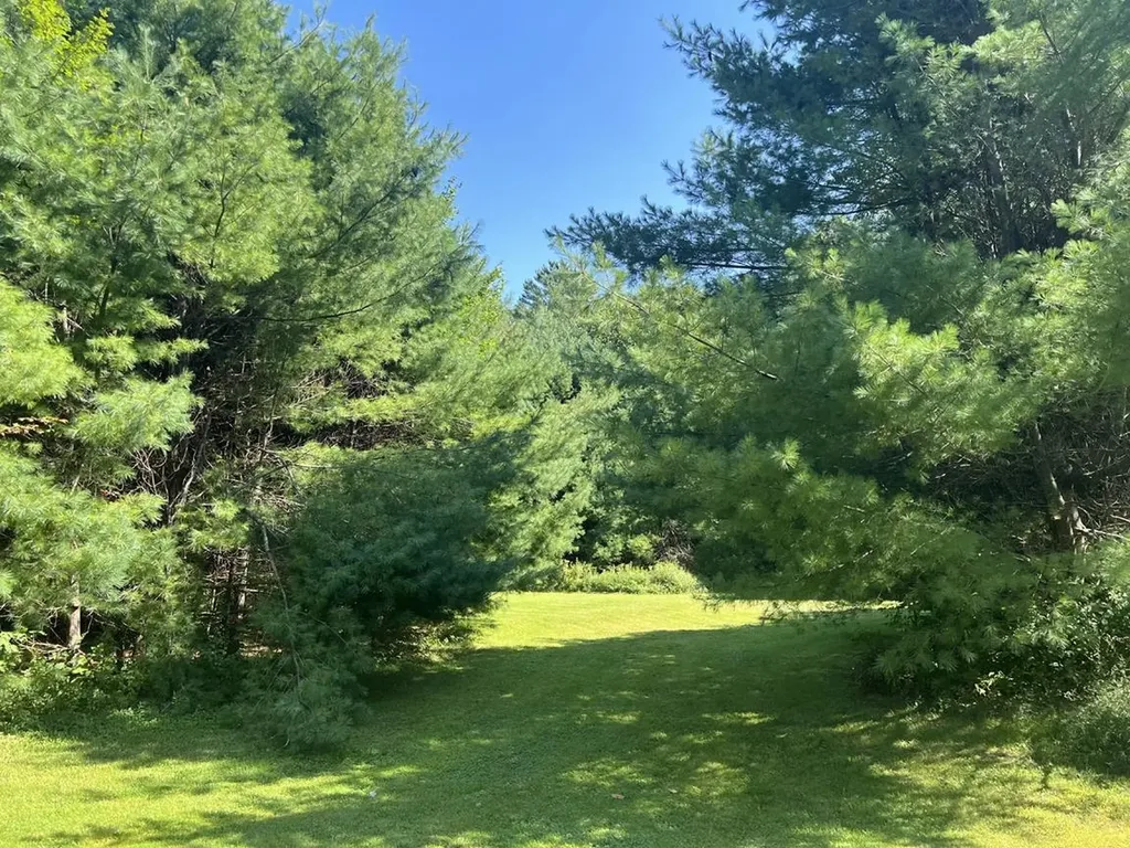 4 Plaisted Road Campton NH 03223