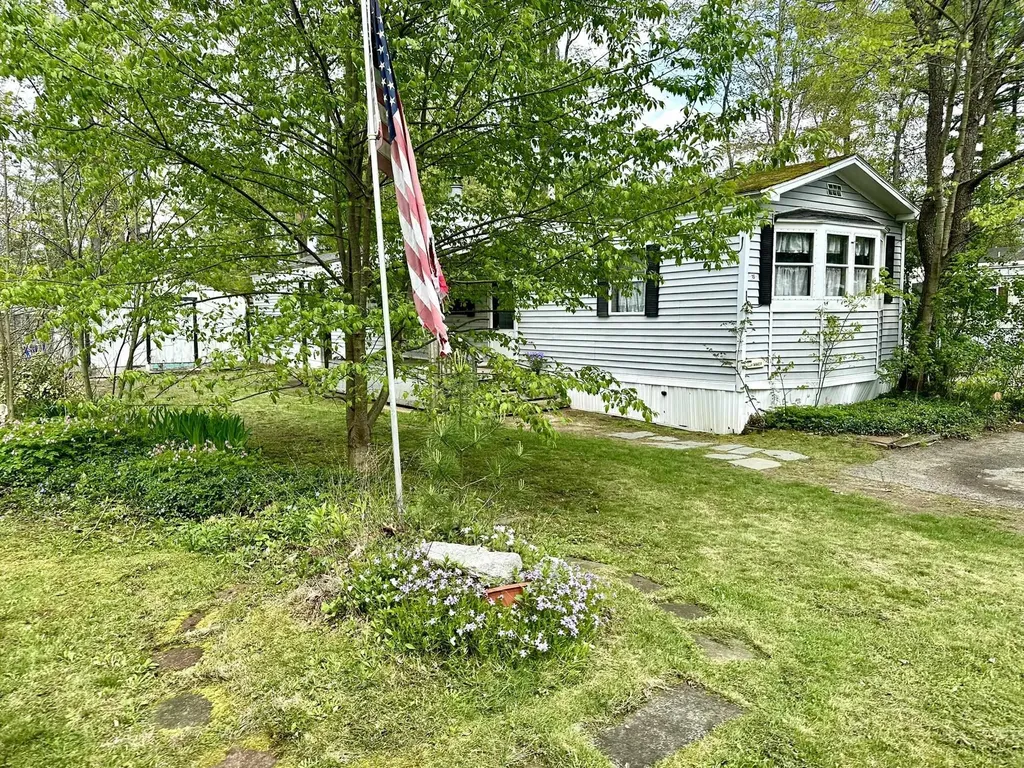 15 Blue Jay Court Keene NH 03431