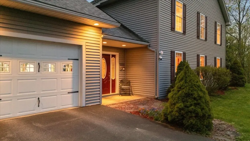 34 Goldsbury Woods Road Barre Town VT 05641