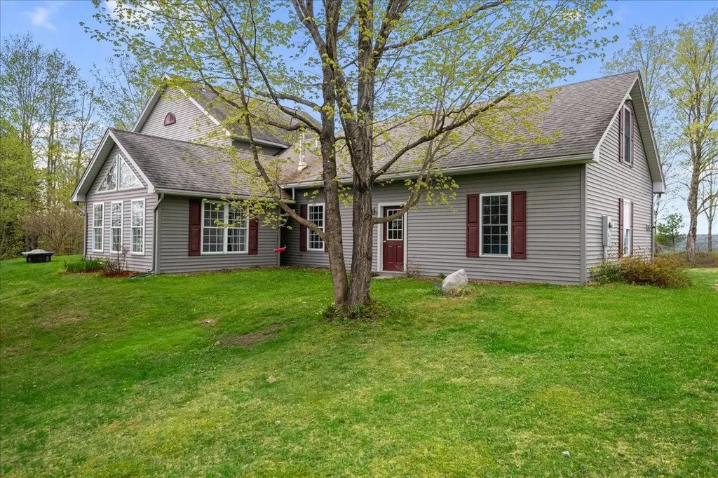 34 Goldsbury Woods Road Barre Town VT 05641