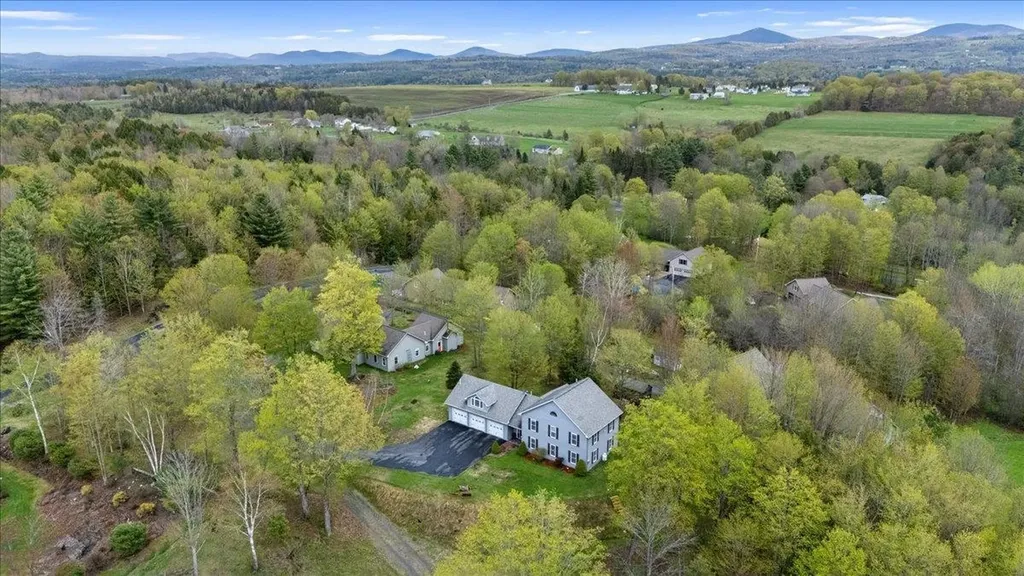 34 Goldsbury Woods Road Barre Town VT 05641