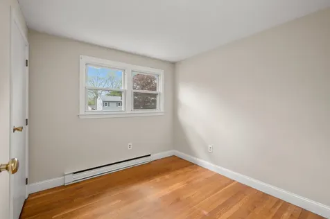23 Meisner Road Salem NH 03079