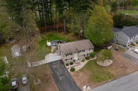 23 Meisner Road Salem NH 03079