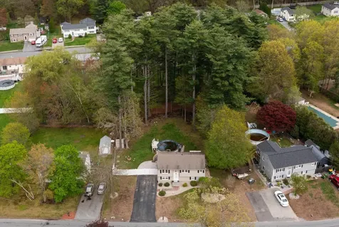 23 Meisner Road Salem NH 03079