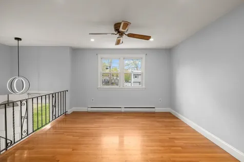 23 Meisner Road Salem NH 03079