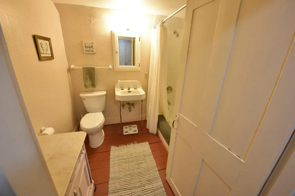 35 Stevens Road Cavendish VT 05142
