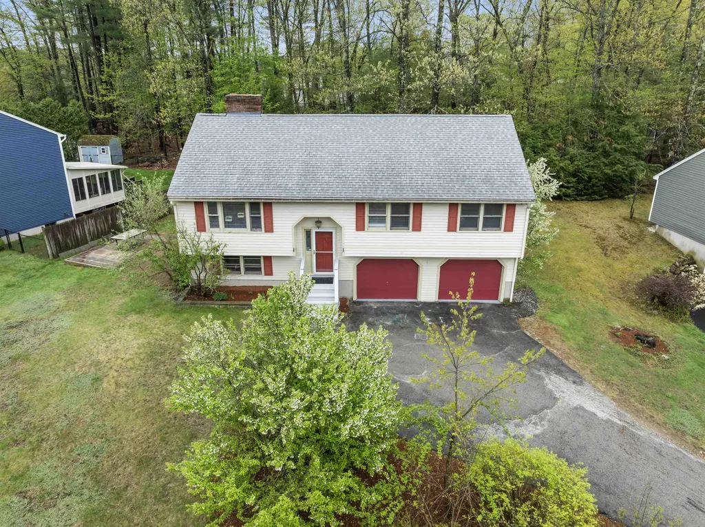 30 Amherst Drive Derry NH 03038