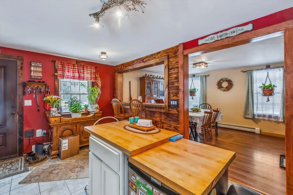 143 Route 12 N Fitzwilliam NH 03447