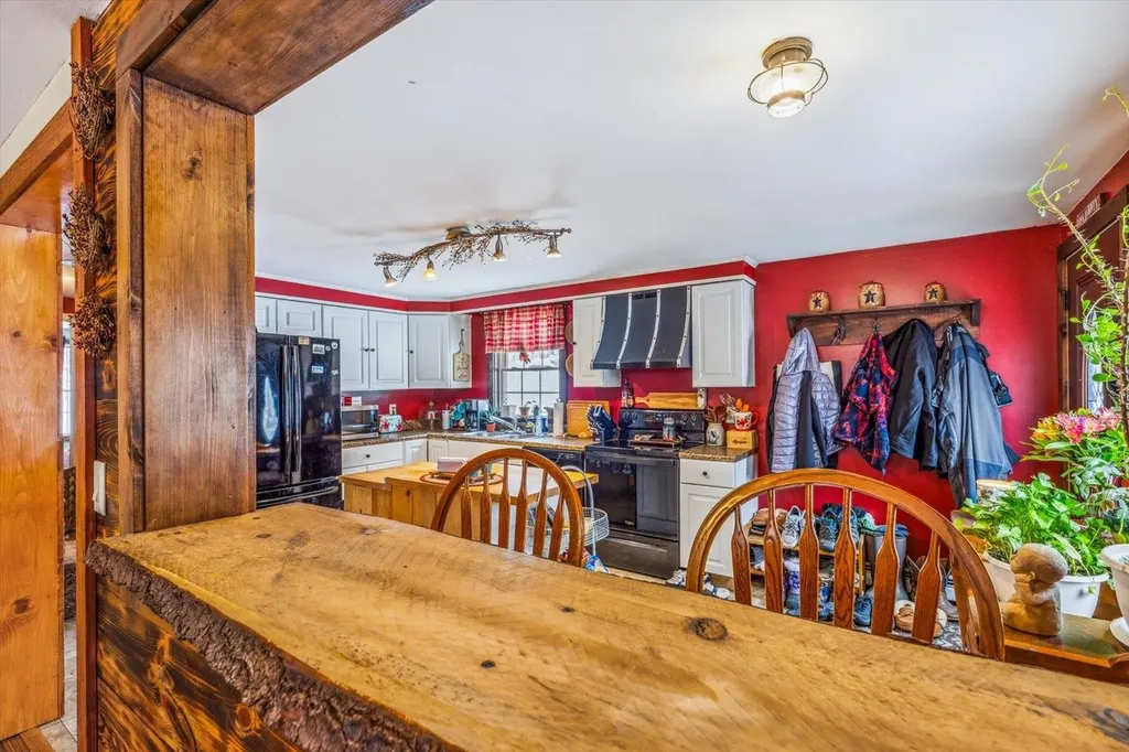 143 Route 12 N Fitzwilliam NH 03447