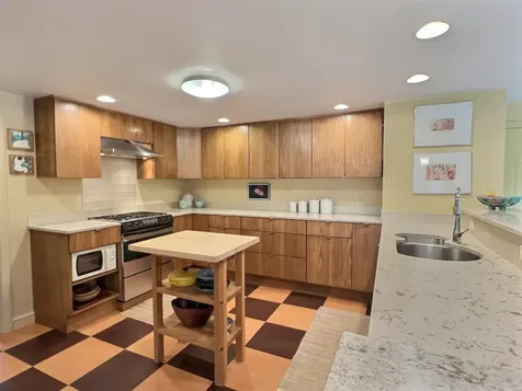 30 Ridgeway Drive Newbury NH 03255