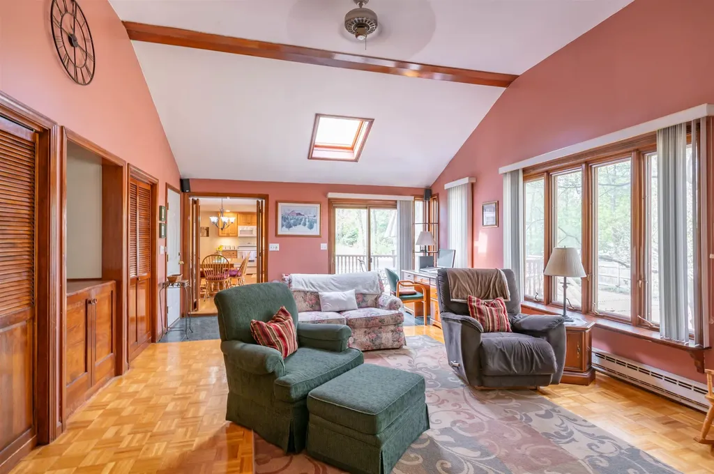 8 Sequoia Lane Plaistow NH 03865