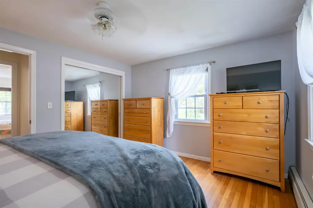 8 Sequoia Lane Plaistow NH 03865