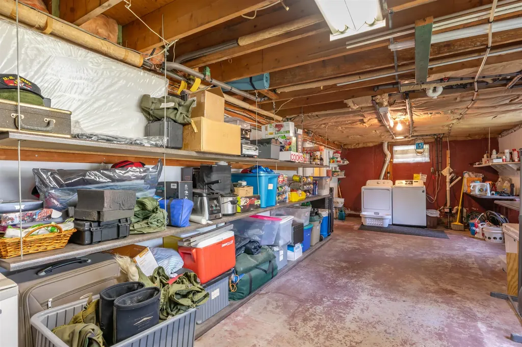 8 Sequoia Lane Plaistow NH 03865