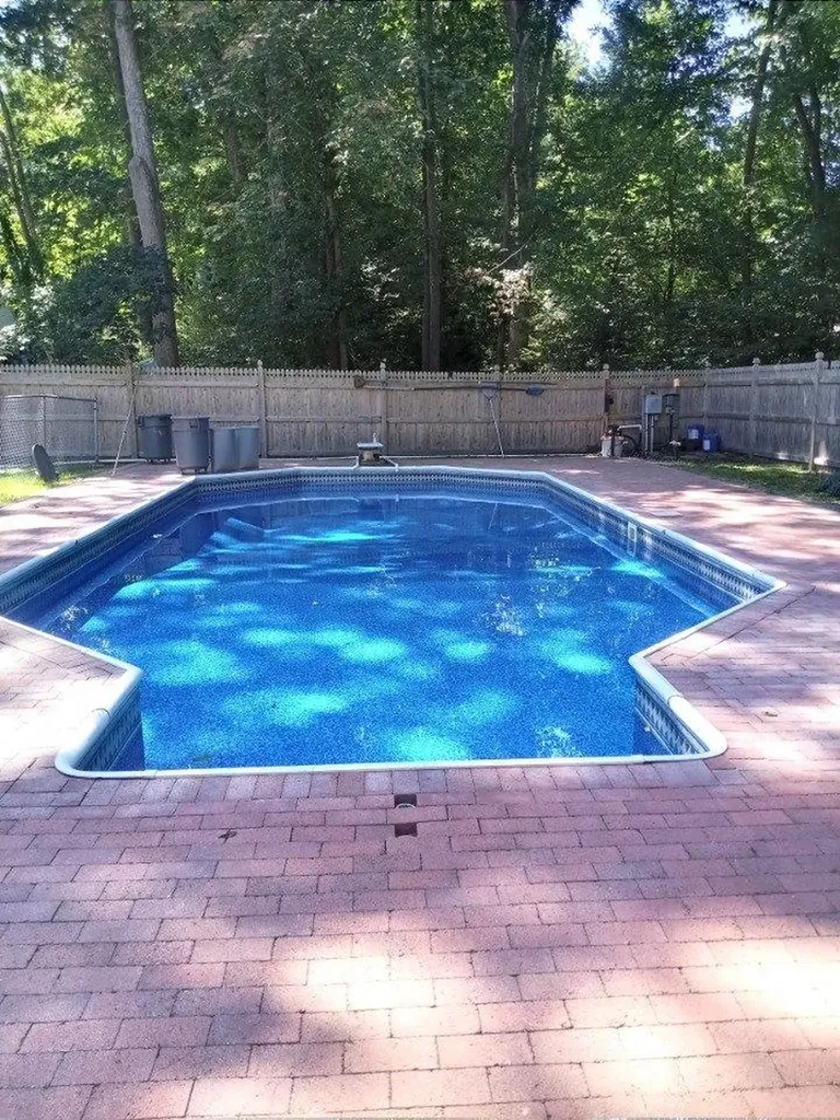 8 Sequoia Lane Plaistow NH 03865