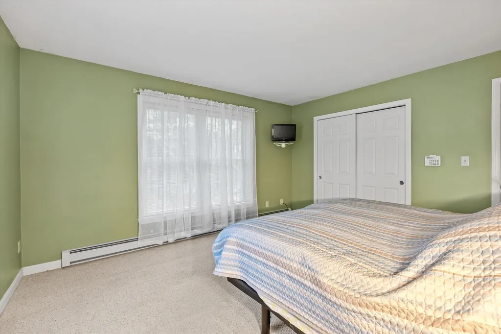 56 Call Road Webster NH 03303