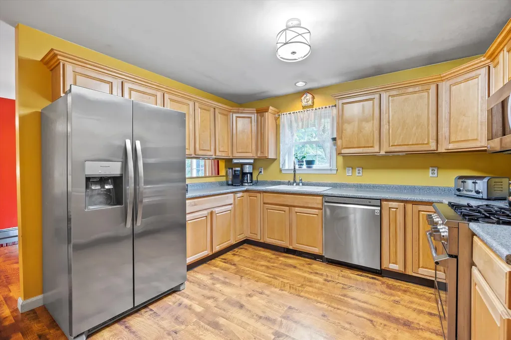 56 Call Road Webster NH 03303