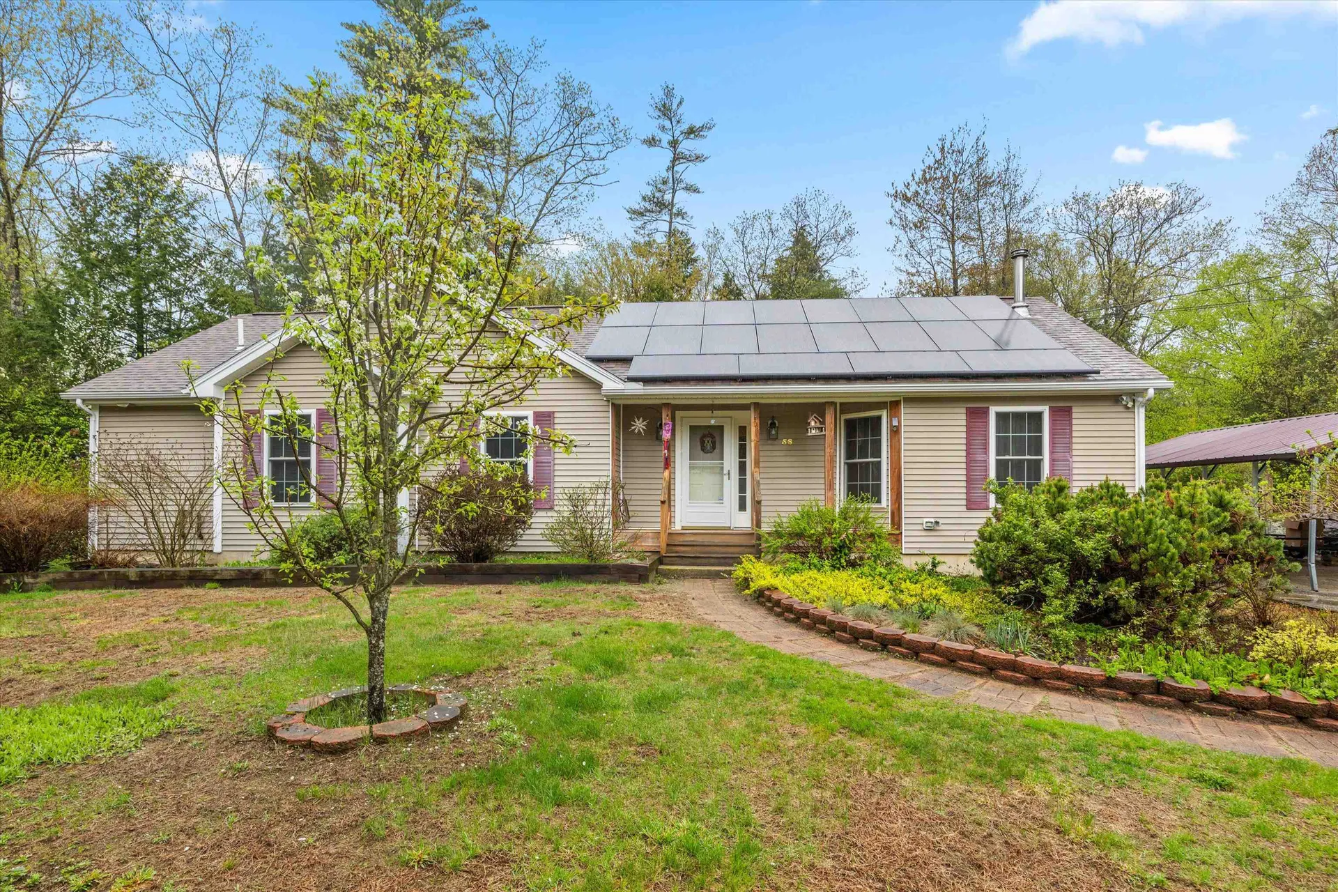 56 Call Road Webster NH 03303