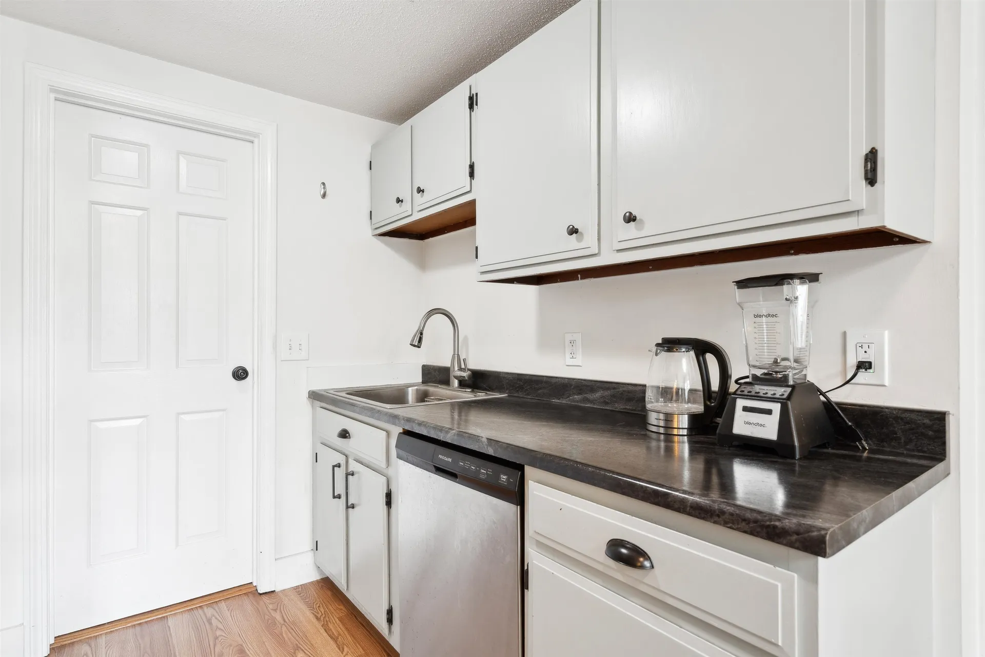 2 Candlelight Terrace Hartford VT 05001