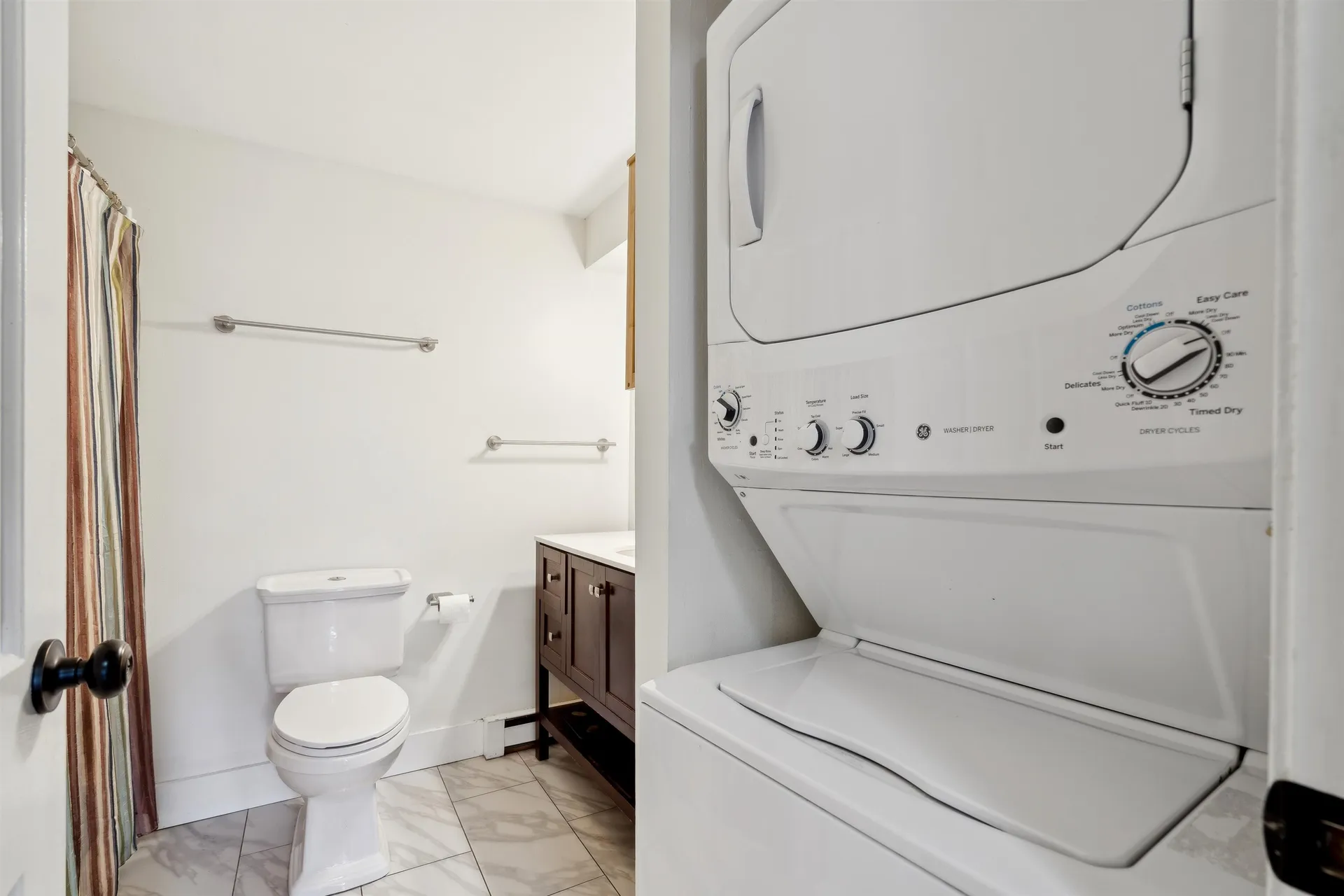 2 Candlelight Terrace Hartford VT 05001